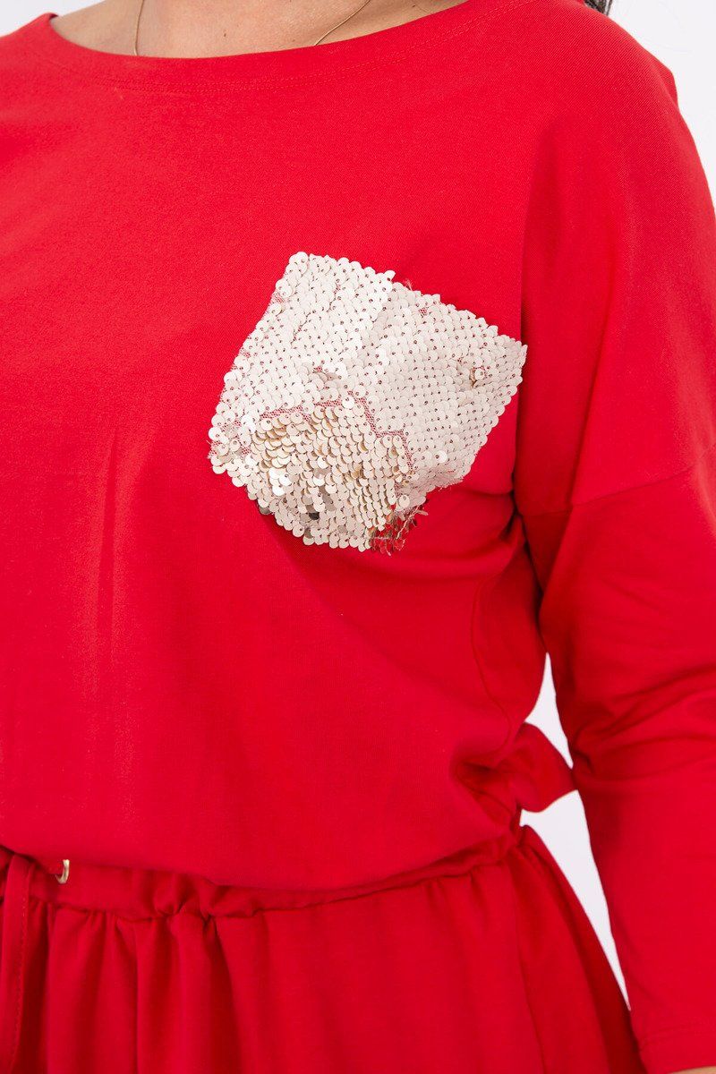 Červené dámske šaty s flitrovým vreckom