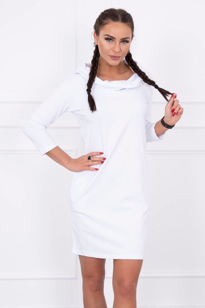 Jednofarebné šaty s kapucňou a vreckami farba biela